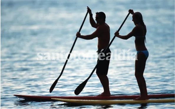 Con una travesía de SUP, siguen las actividades deportivas en Santo Tomé