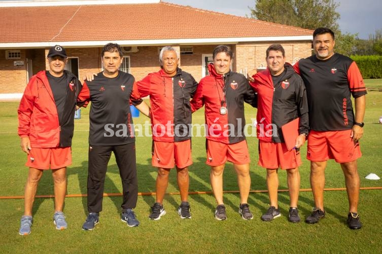 Con expectativas renovadas, Colón recibe a Huracán