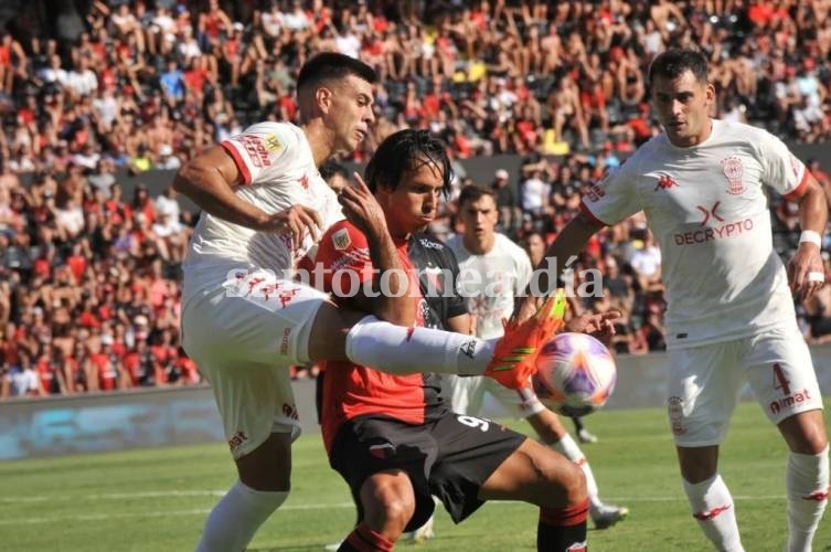 Colón rescató un empate, pero sigue sin ganar