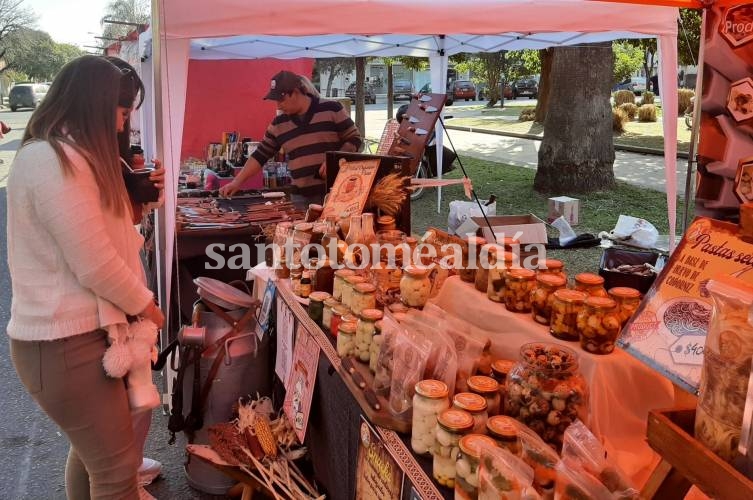 La Feria de Arte y Diseño “Manos de Santo Tomé” se suma a los festejos patronales