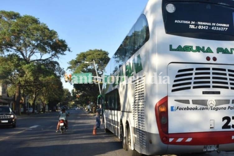 Balearon un colectivo que trasladaba personal del Servicio Penitenciario