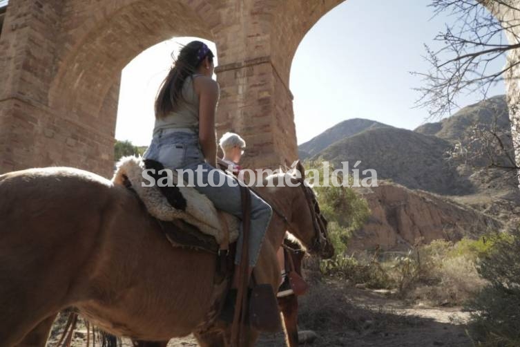 Turismo de Semana Santa: cuáles son los destinos más demandados y los precios para viajar durante el fin de semana XL