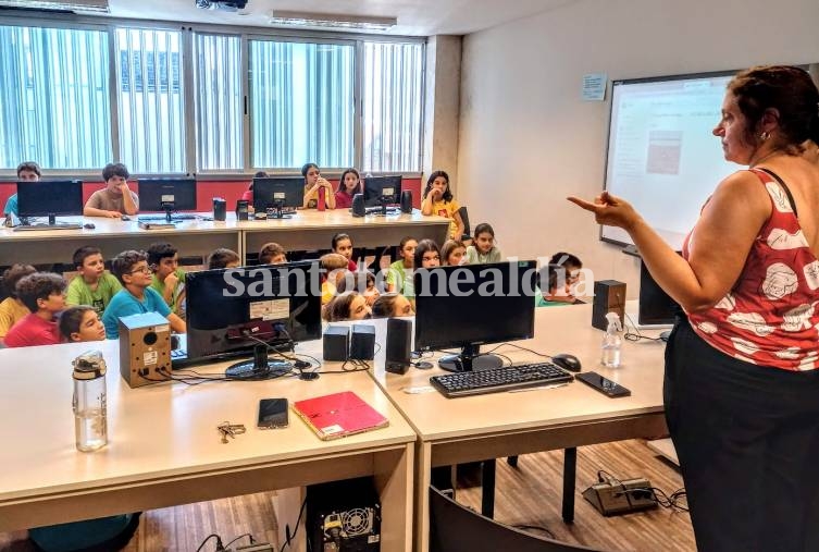 UNL garantiza un mínimo de 180 días de clases en sus escuelas preuniversitarias