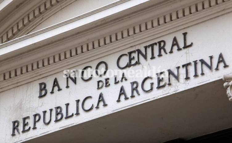 El Banco Central subirá la tasa de interés para controlar el dólar