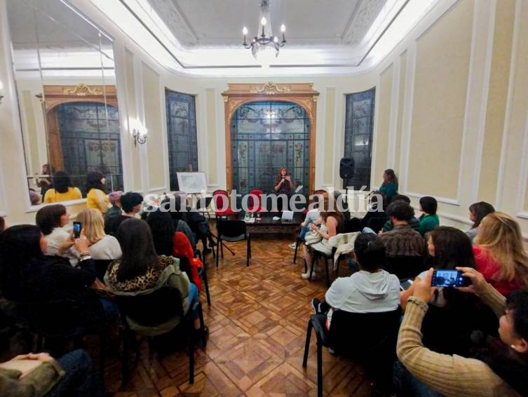 La Casa de los Gobernadores abre sus puertas para la presentación de libros