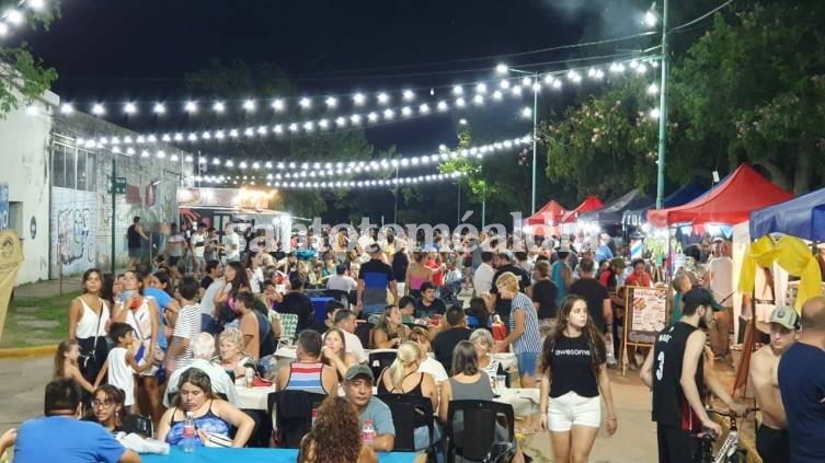 El Municipio planifica el regreso del Paseo Gastronómico de la Costanera