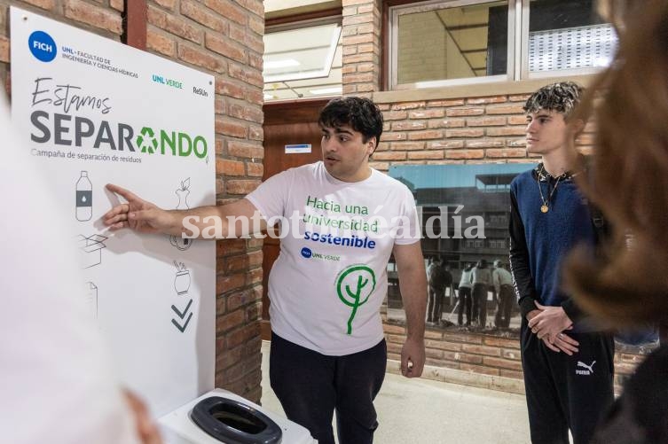 La Facultad de Ingeniería y Ciencias Hídricas inició una campaña para separar residuos sólidos