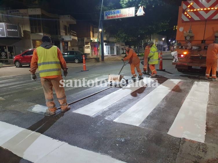 Vialidad Nacional continúa con la demarcación de sendas peatonales en las avenidas