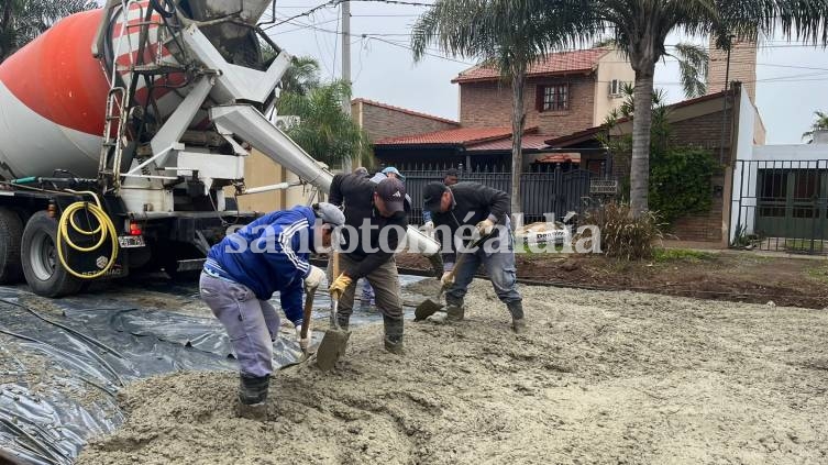 El Municipio completa la sexta cuadra del Plan de Pavimento en barrio General Paz