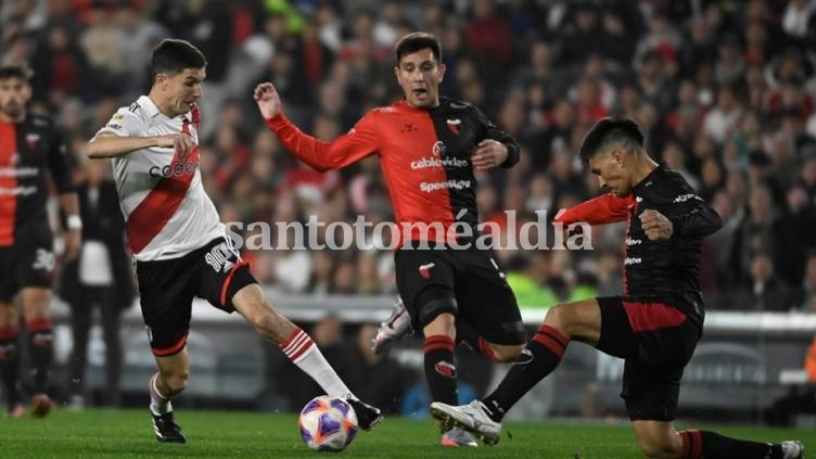 Colón cayó ante un River intenso y dominante en el Monumental