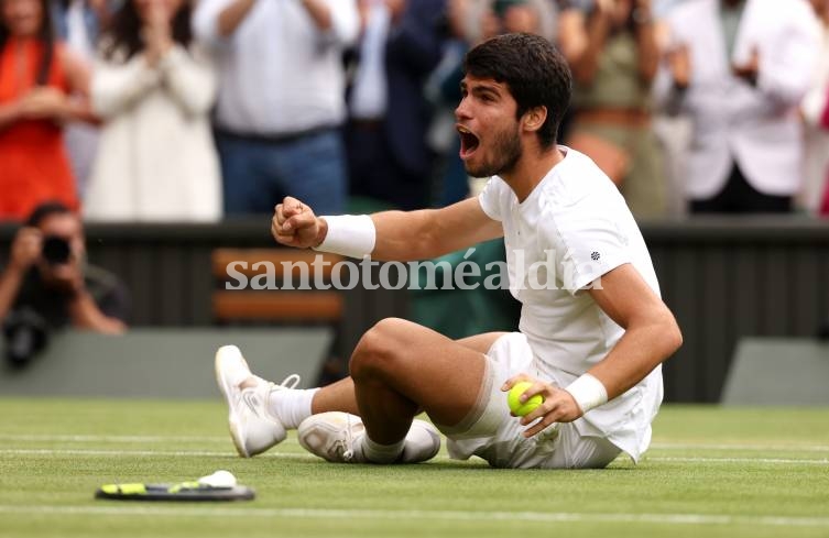 Alcaraz venció a Djokovic y se consagró campeón de Wimbledon por primera vez en su carrera