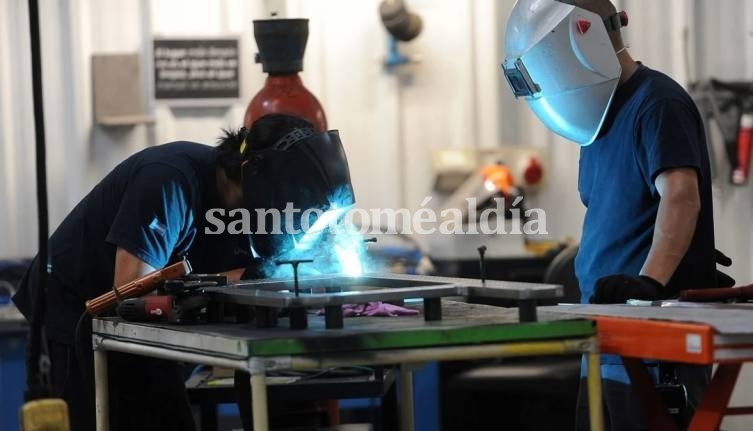 La industria pyme se desacelera y cae 0,6% anual en junio