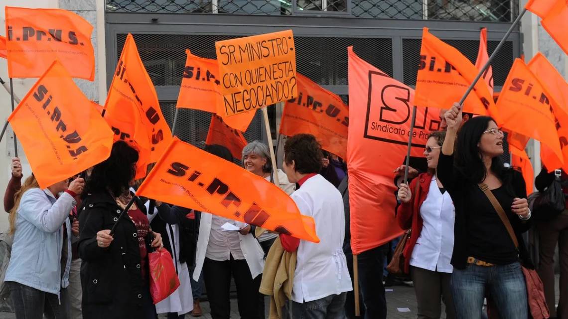 SIPRUS rechazó mayoritariamente la propuesta salarial del Gobierno.