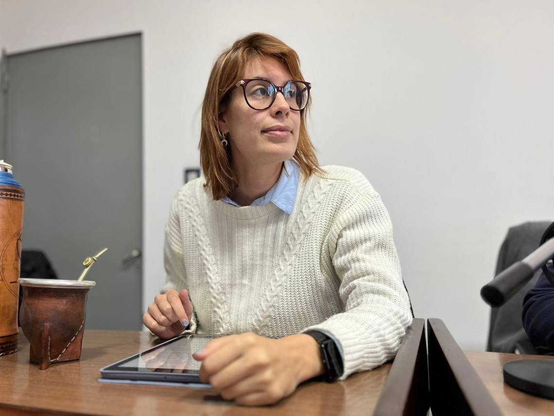 Florencia González: “Debemos garantizar las condiciones necesarias para que los bomberos realicen su trabajo”