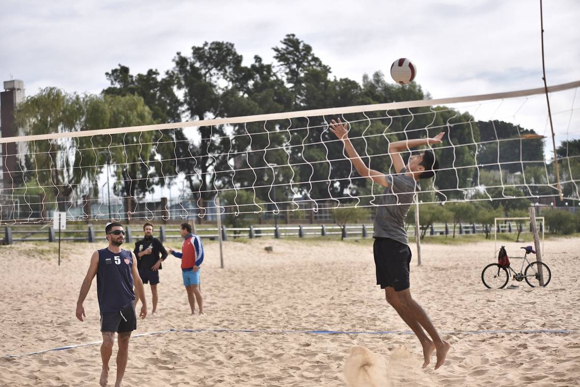 Este sábado habrá un Torneo abierto de vóley playa en la Costanera Oeste de Santa Fe