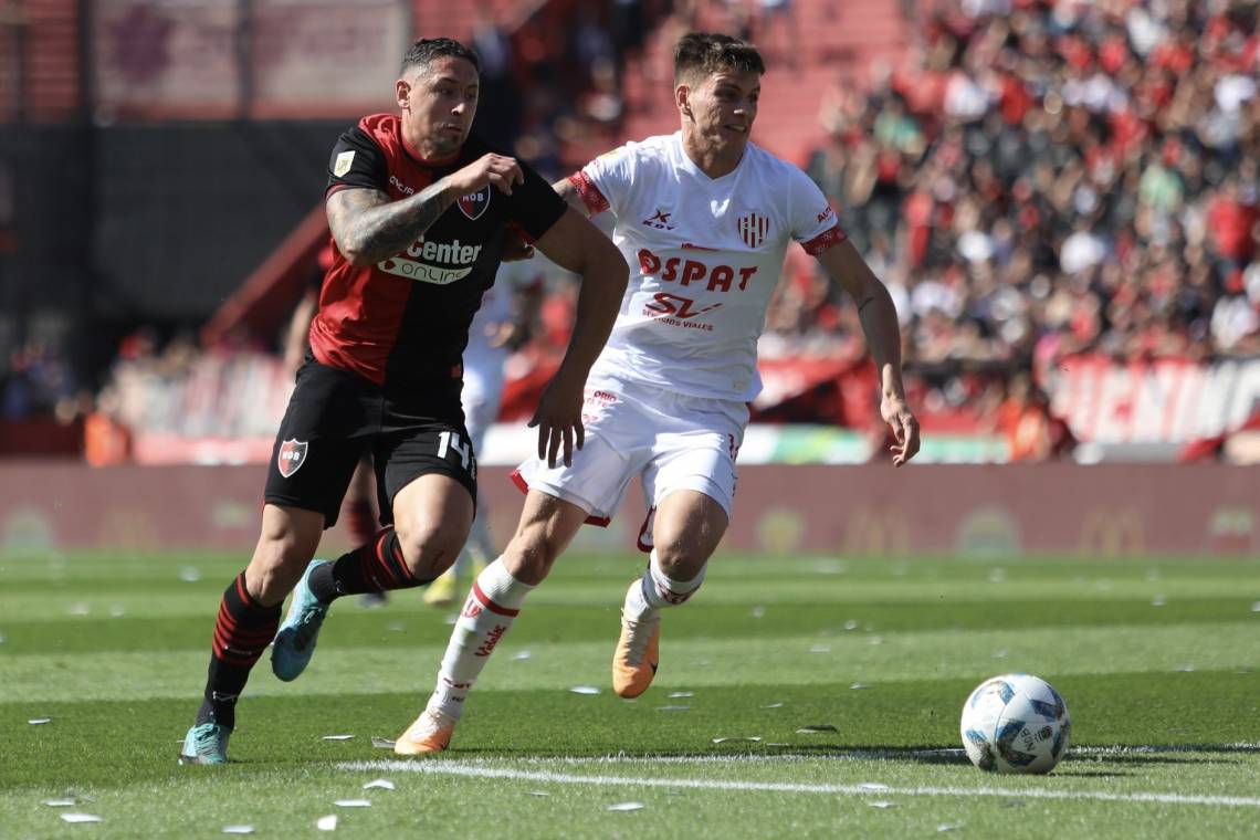 Unión se trajo un empate de su visita a Newell's