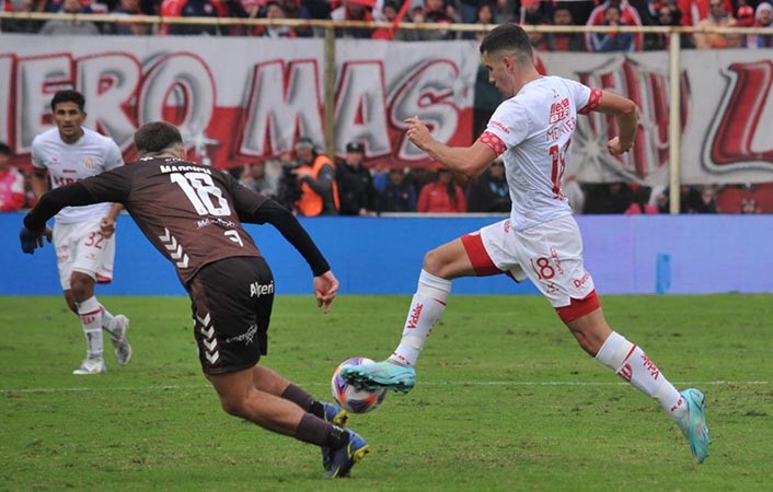 Unión visita a Platense con la misión de ganar para acercarse a la cima de su zona