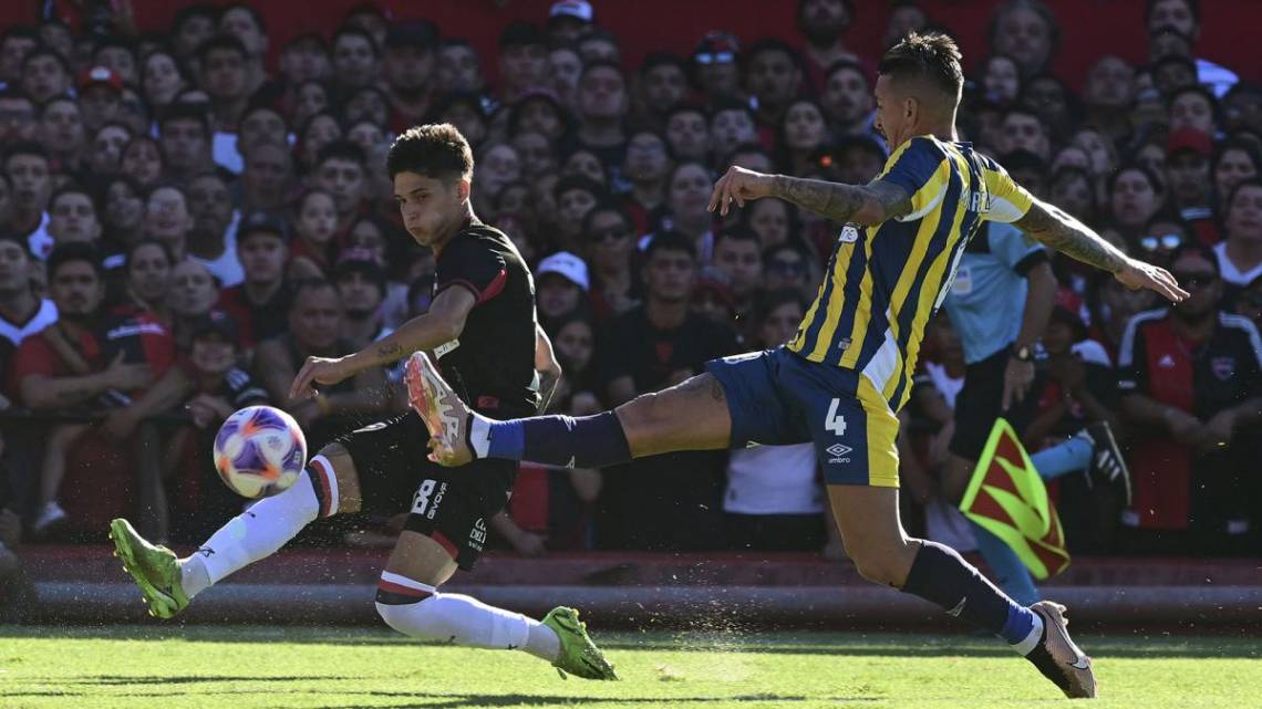 Central y Newell's paralizan a Rosario en el clásico de la ciudad