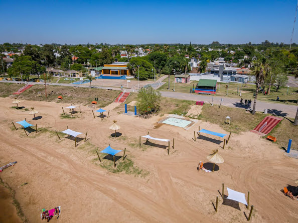 La Municipalidad llama a concurso de precios para la explotación del quincho bar de la playa