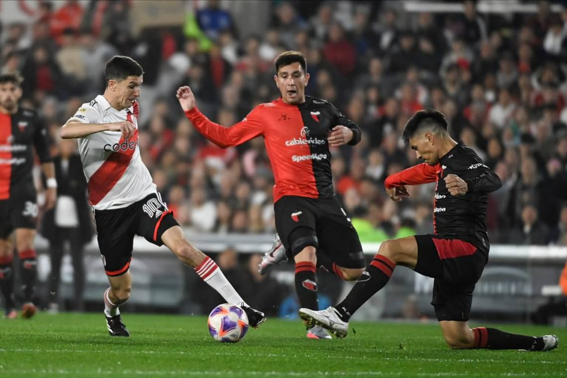 Colón necesita volver al triunfo ante River en Santa Fe