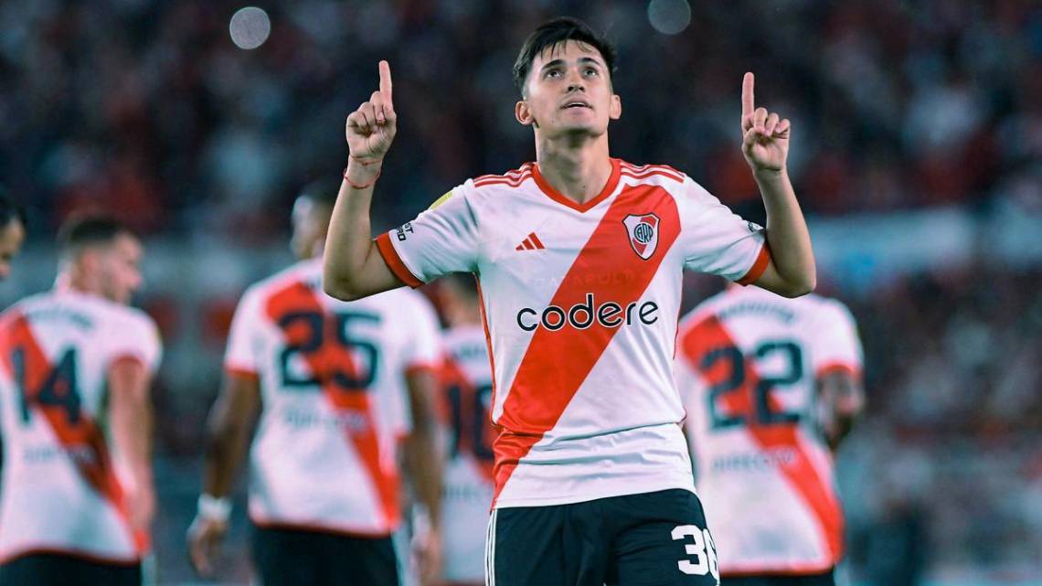 River goléo a independiente, dejó sin invicto a Carlos Tévez y es nuevo líder del grupo A