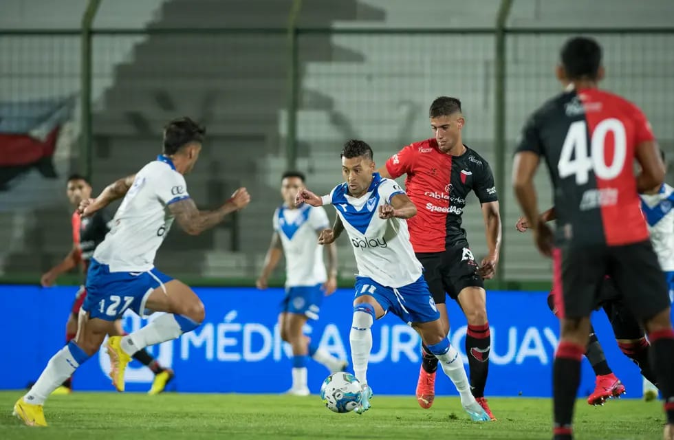 Colón visita a Vélez, en una verdadera final por la permanencia