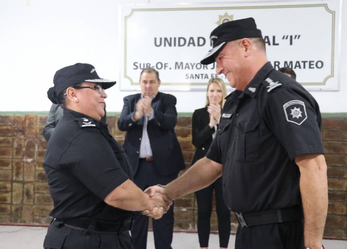 Margarita Romero asumió la jefatura de Policía del departamento La Capital. (Foto: GSF)