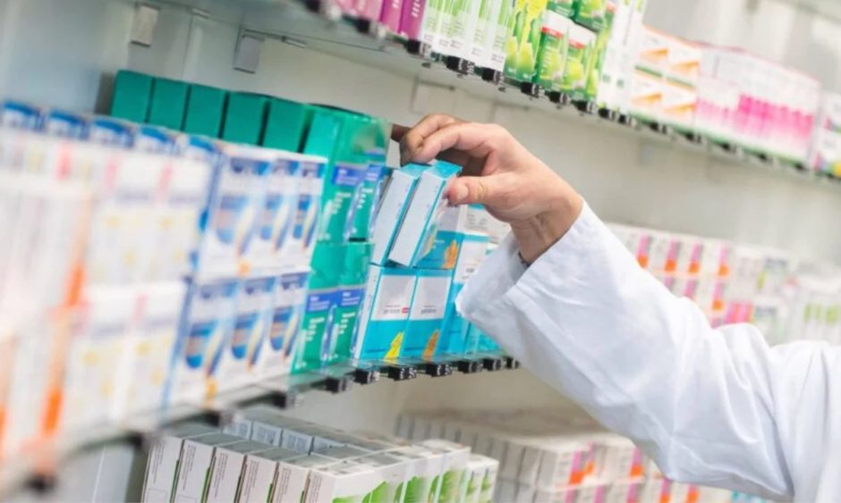 Los medicamentos subieron hasta un 300% en apenas dos meses y el consumo se desbarrancó 20%