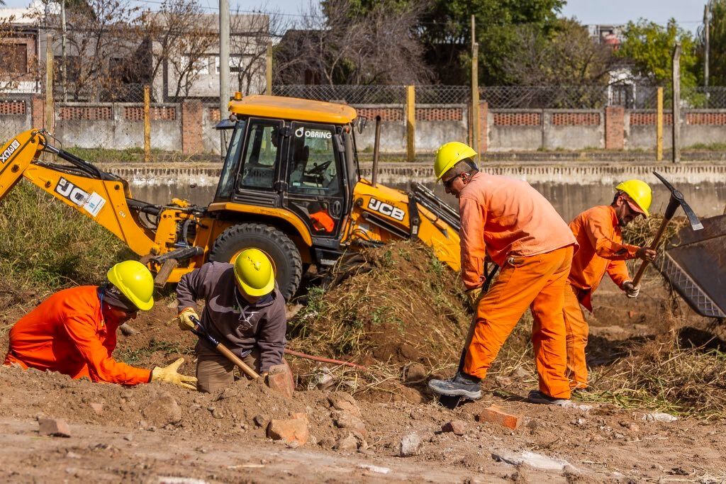 En su primer mes, la gestión provincial saldó deudas por más de $11 mil millones en la obra pública