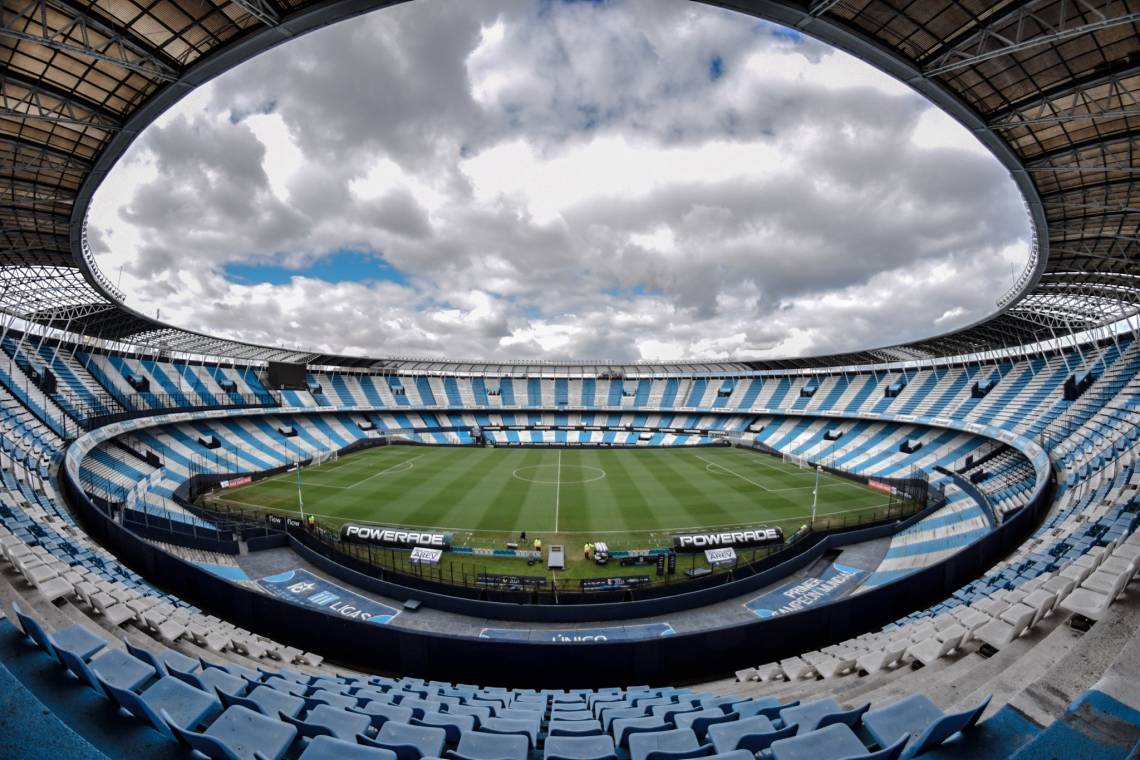 Unión pone en marcha su ilusión ante Racing, en el inicio de la Copa de la Liga