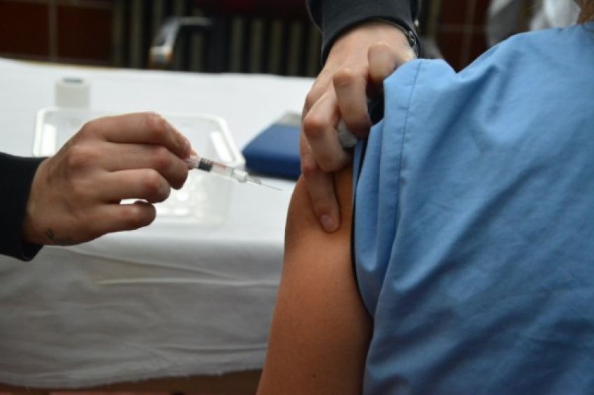 IAPOS lanza su campaña de vacunación antigripal.