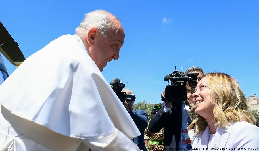 Inédita presencia del Papa en el G7: Francisco habló de IA