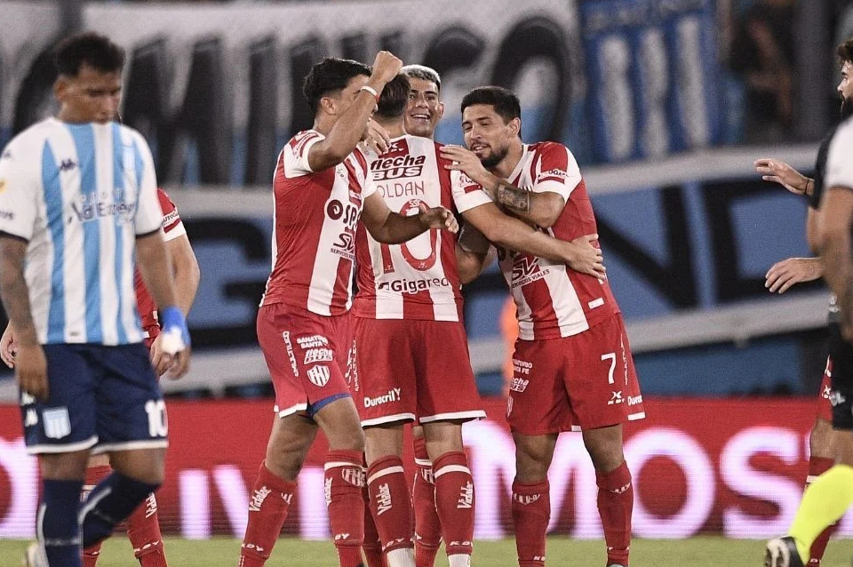 Unión visita a Racing con el objetivo de seguir arriba