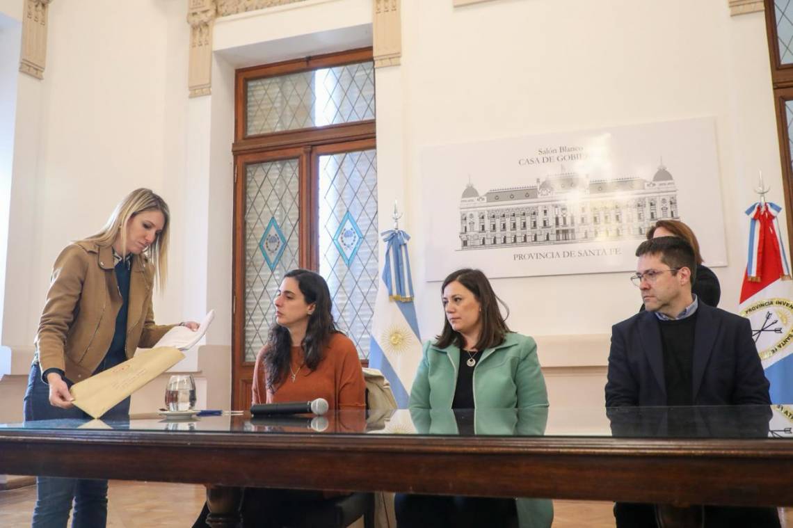 La apertura de sobres se realizó este martes en Casa de Gobierno. (Foto: GSF)