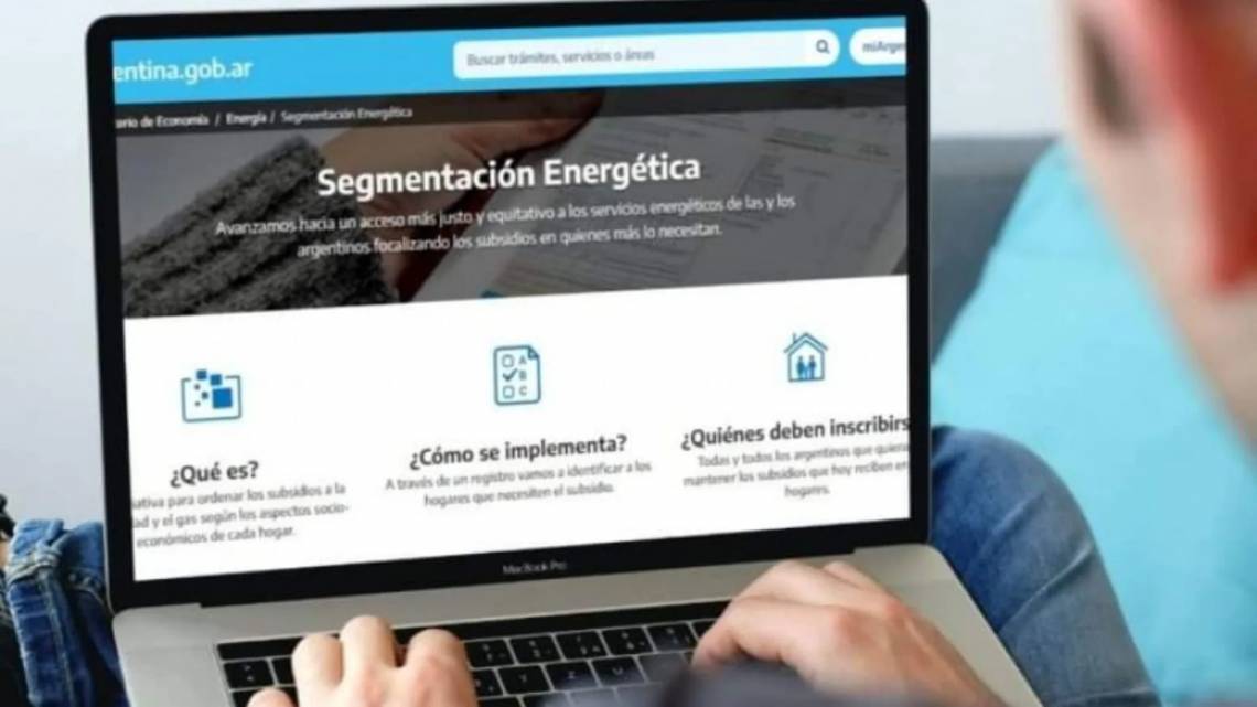 Subsidios a la luz y el gas: el Gobierno confirmó que se extiende la fecha para inscribirse.