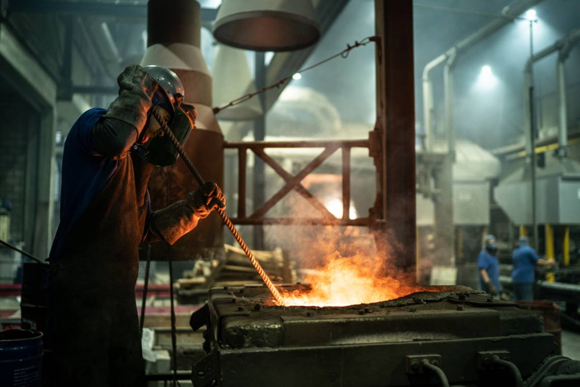 La industria metalúrgica cayó 11,7% y marcó su peor julio desde 2020