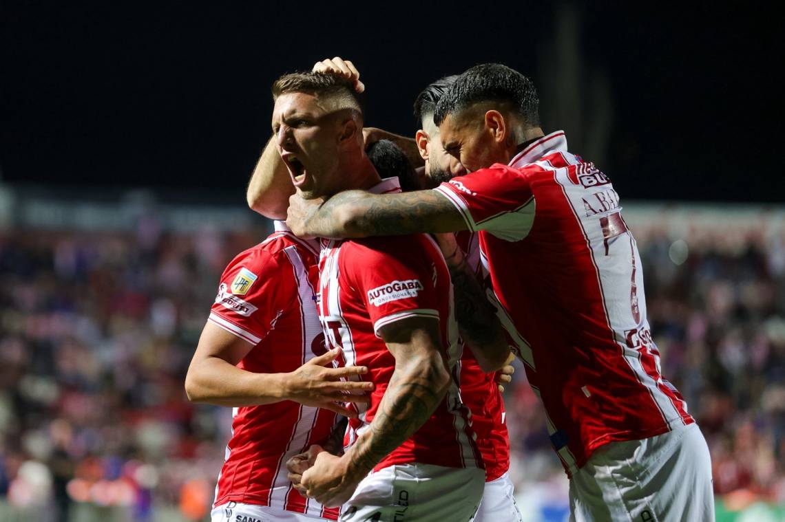 Unión necesita volver al triunfo ante Huracán 