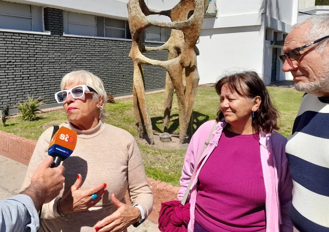 Vecinos autoconvocados por el puente Carretero se reunieron con el intendente