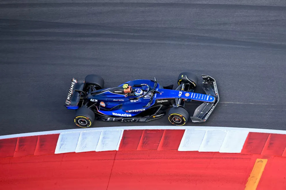 Franco Colapinto terminó décimo en Austin y logró sumar un punto en el campeonato de pilotos