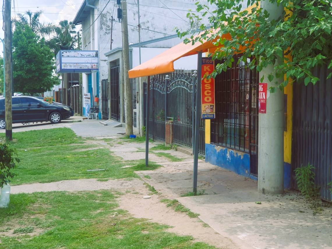 Balearon a un kiosquero en barrio General Paz