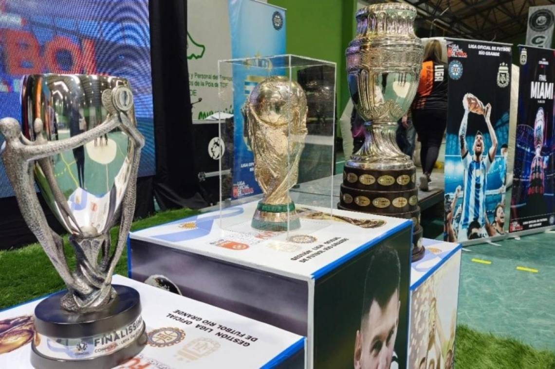 Los trofeos de la Selección Argentina se exhiben en la ciudad de Santa Fe