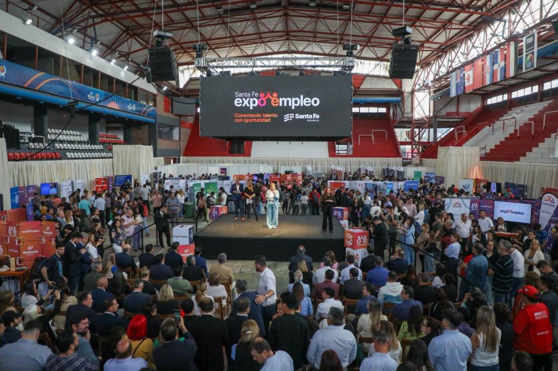 Expo Empleo en Santa Fe: “Es positivo para todos, para las empresas y para quienes buscan trabajo”