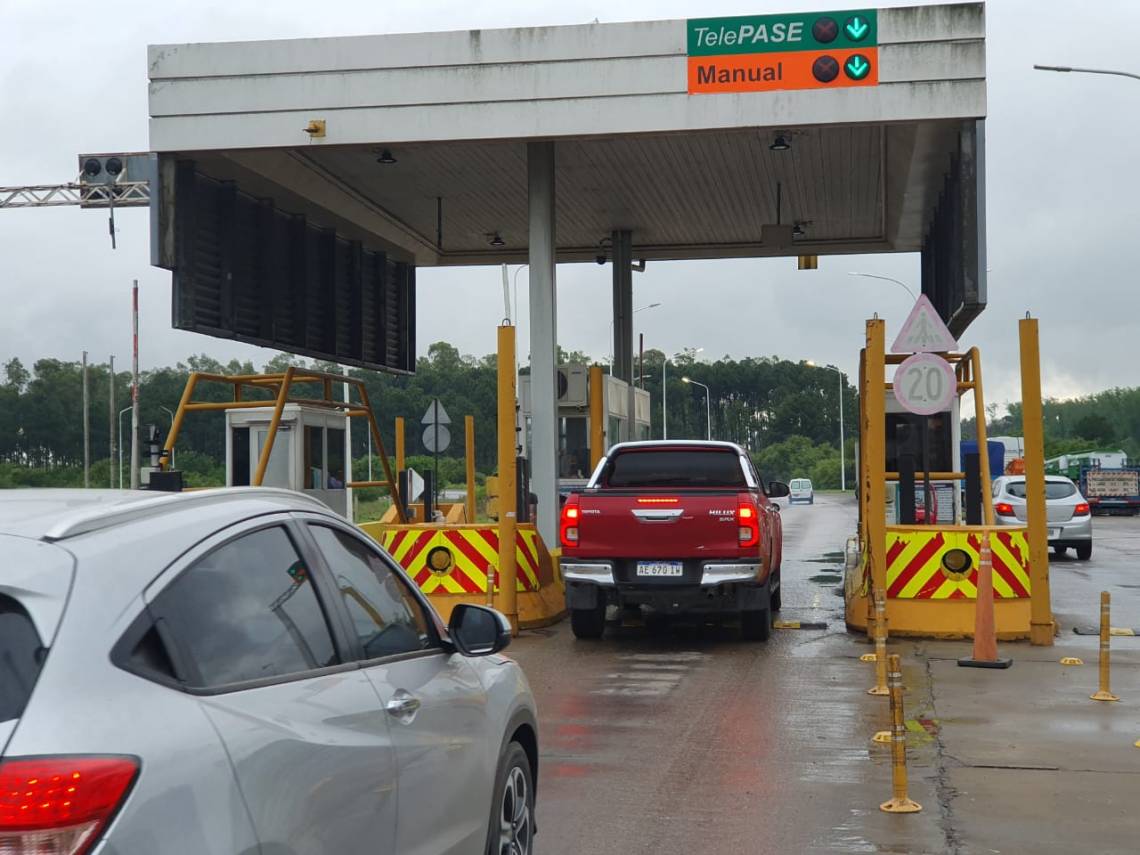 Autopista: piden suspender el cobro de peaje en Santo Tomé y Sauce Viejo hasta la construcción del nuevo puente 