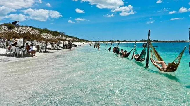 Verano 2025: los turistas argentinos invaden las playas brasileñas y desafían las cifras históricas de 2017