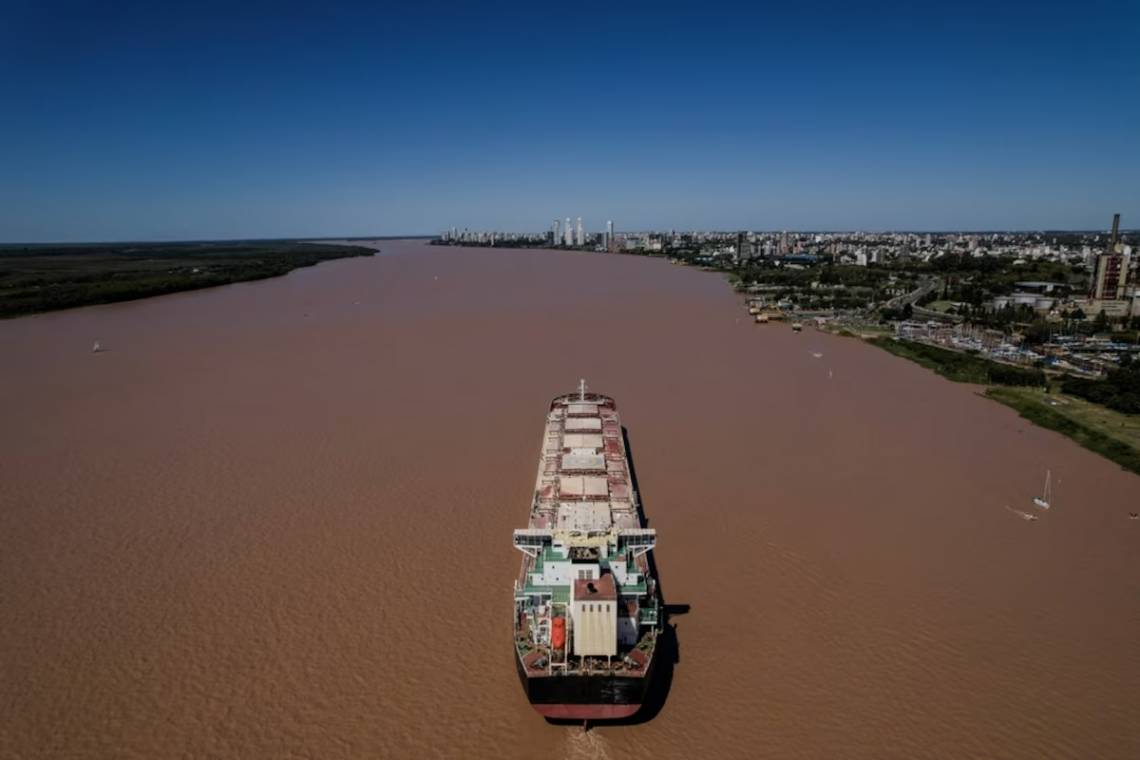 El Gobierno declaró nula la licitación de la Hidrovía Paraguay-Paraná.