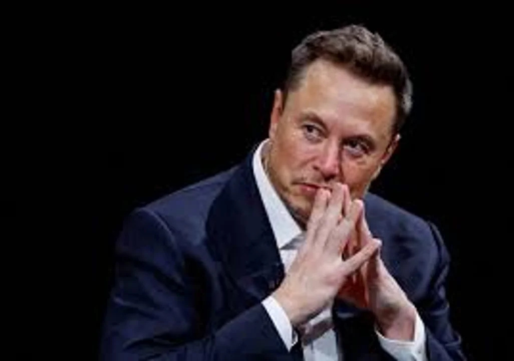 Elon Musk califica a un gobernador de 
