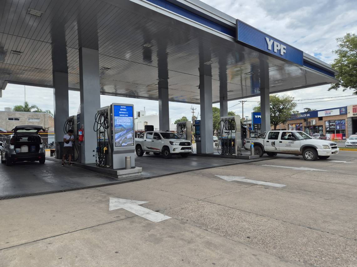 Bajaron los combustibles en YPF: así quedaron los precios en nuestra ciudad