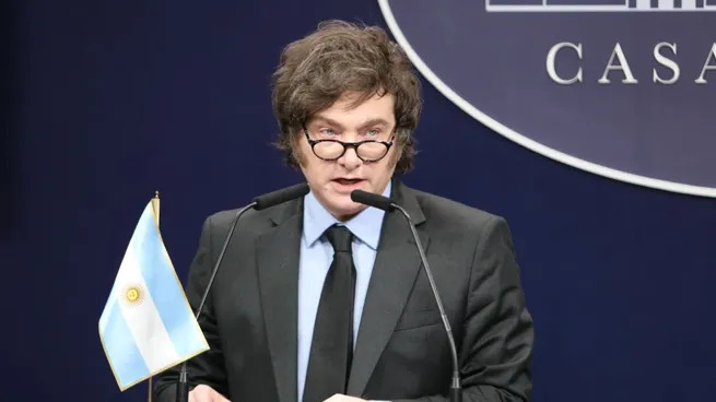 Javier Milei viajará al Vaticano para la asunción del nuevo papa León XIV