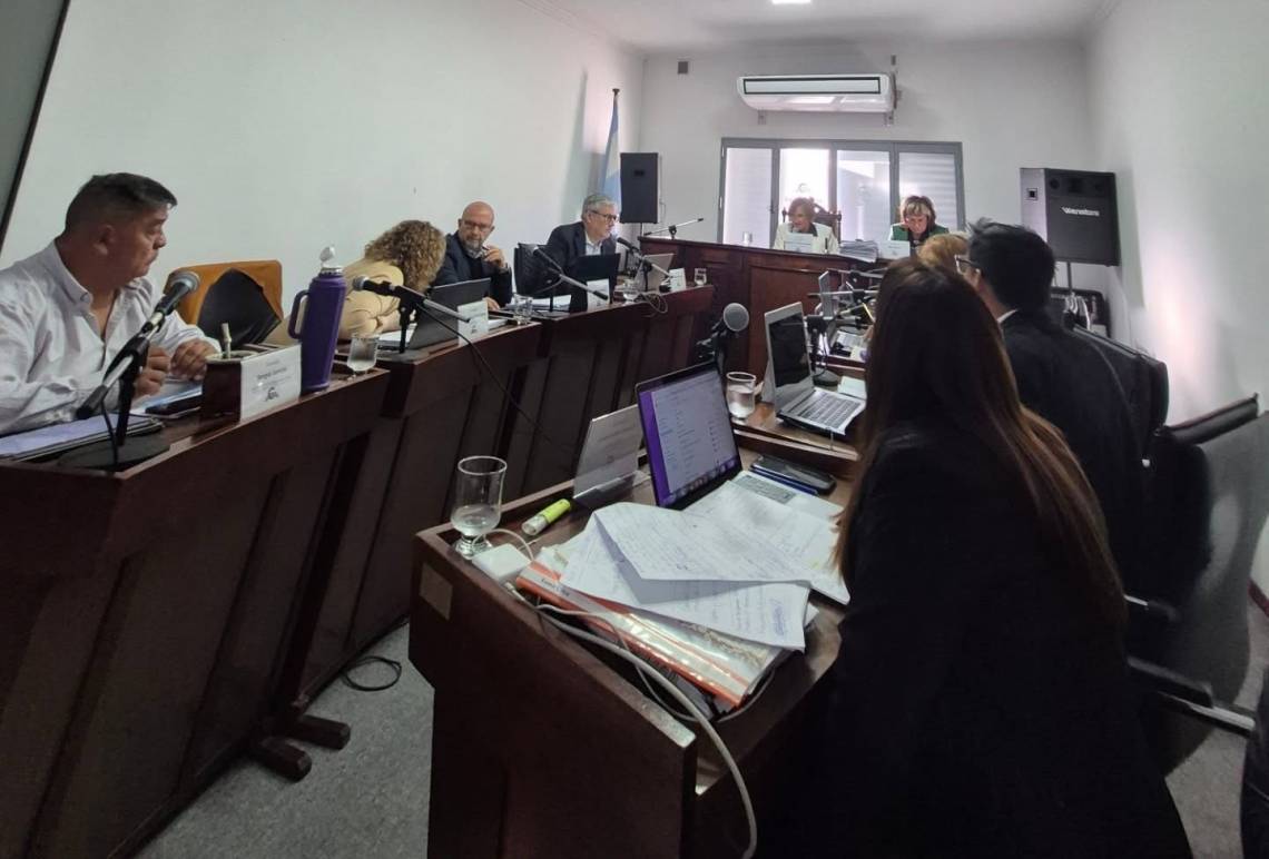 Con modificaciones, el Concejo sancionó la emergencia en equipamiento