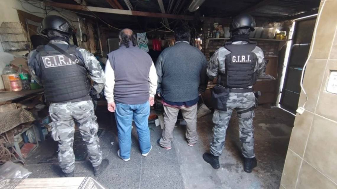 Rosario: allanaron el HECA por supuestos robos de insumos médicos y ordenaron la detención de siete sospechosos